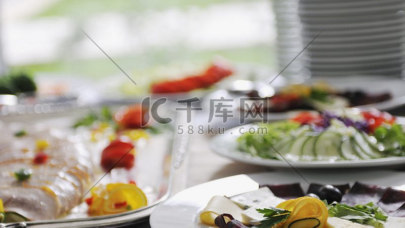 食品代加工与OEM：两种模式背后的差异解析